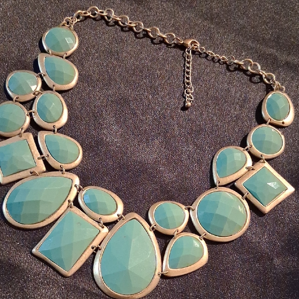 Chic Gold and Blue Geometric Necklace
